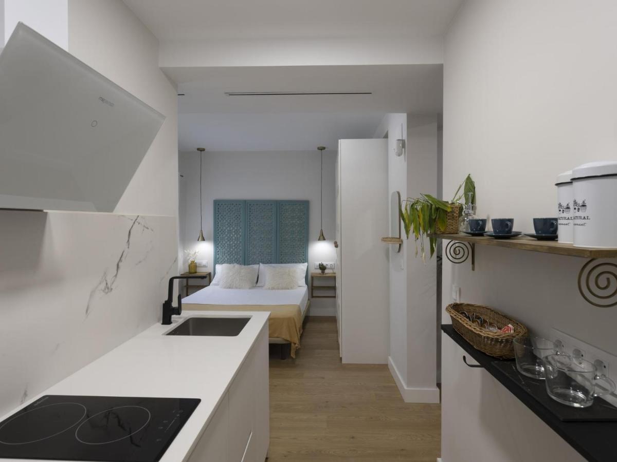 Beautiful Blue Triana Apartment Севілья Екстер'єр фото