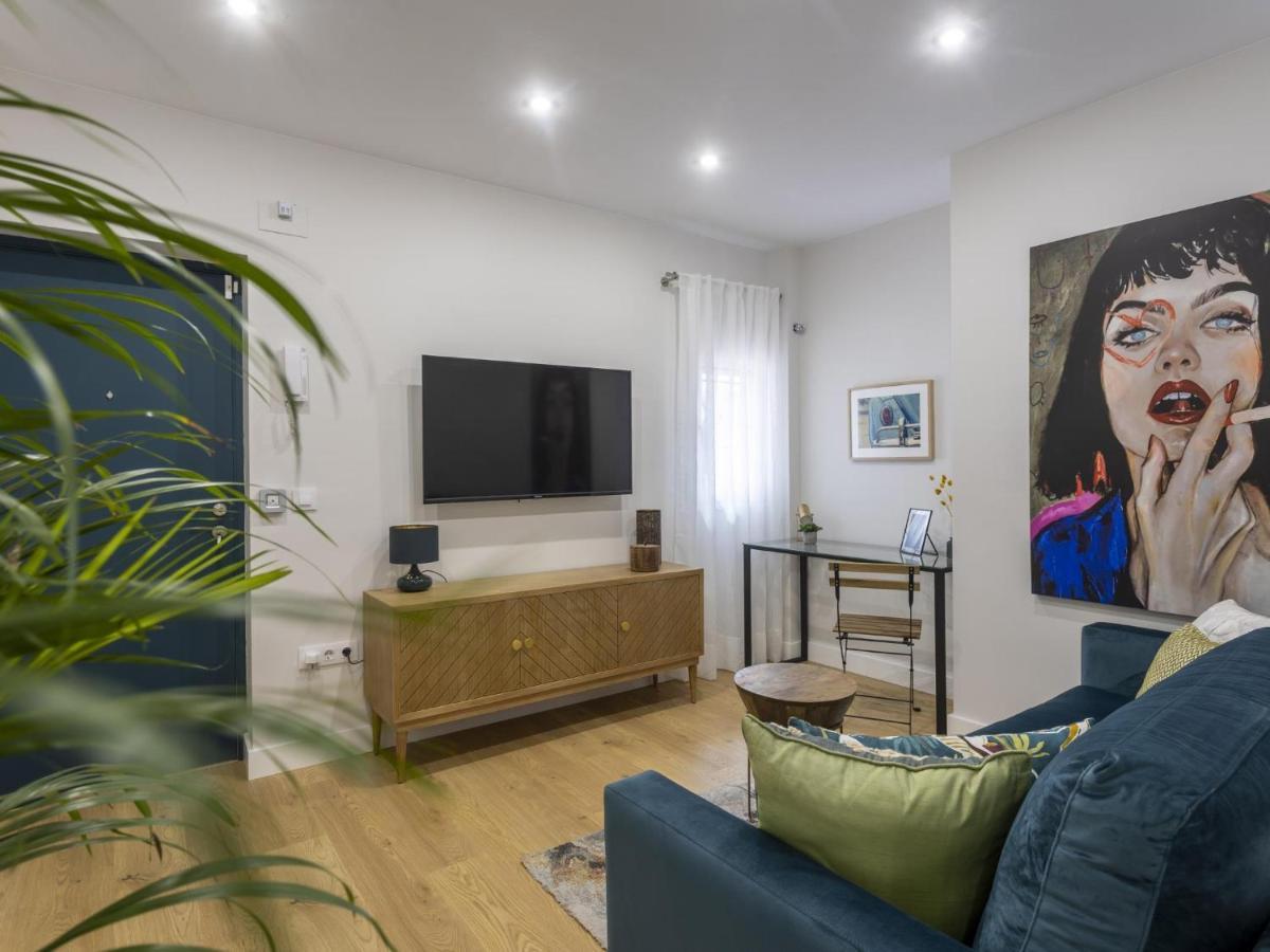 Beautiful Blue Triana Apartment Севілья Екстер'єр фото