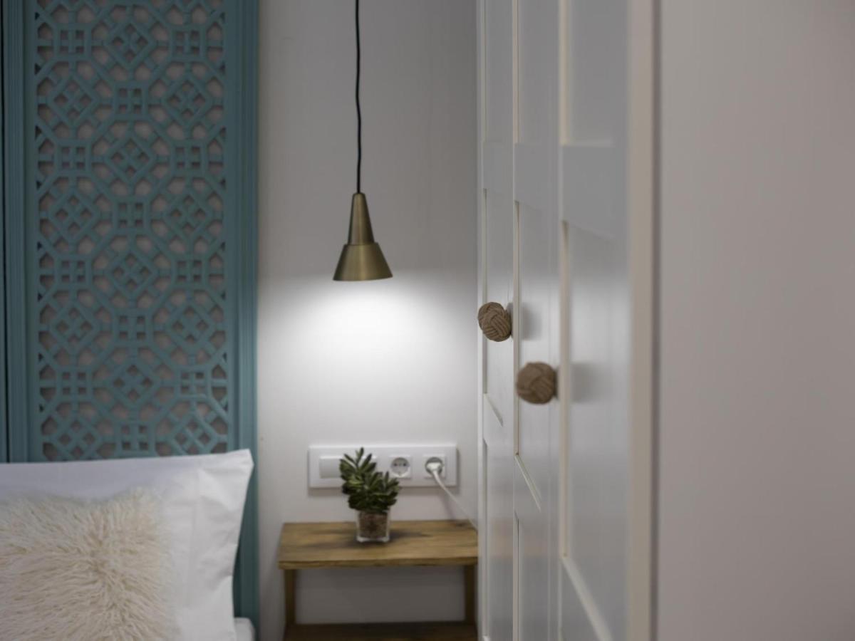 Beautiful Blue Triana Apartment Севілья Екстер'єр фото
